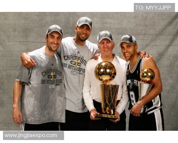 马刺客串雷霆,德罗赞砍下27分,引领团队再创佳绩